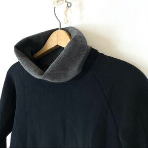 RYU Ethos Pullover NWOT